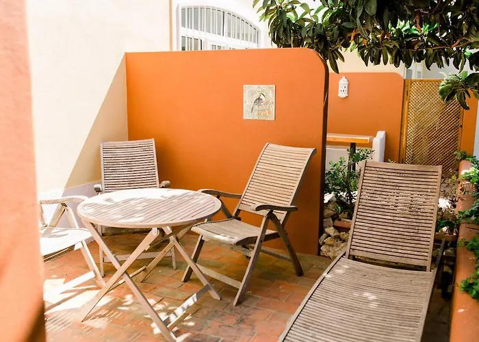Lejlighed Tranquil Garden Getaway With Pool & Charm Old Town Lagos